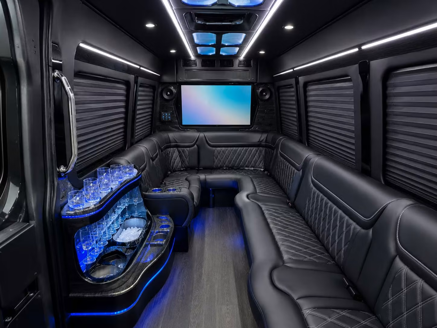 seamless zoo and aquarium transportation for lewisville school groups